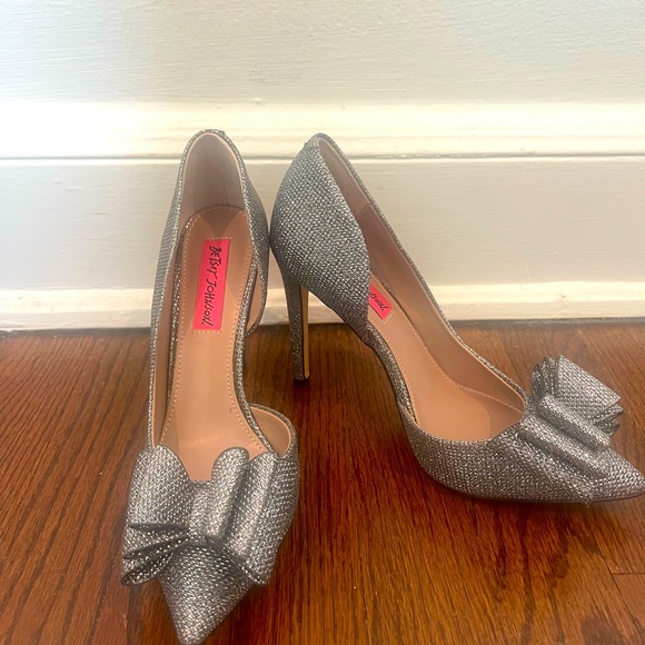 Betsey Johnson Womens Prince Mixed Media D'Orsay Pumps - 6.5 - Picture 7 of 12